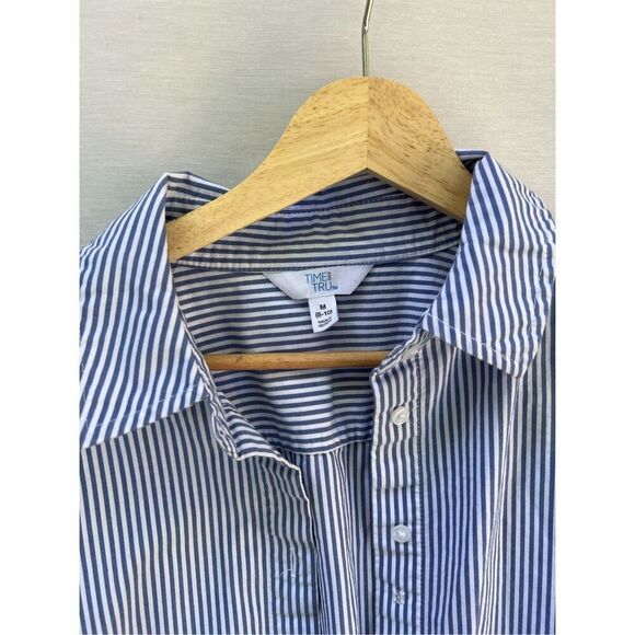 Time and Tru Women’s Striped Botton Down shirt size M - Picture 5 of 5